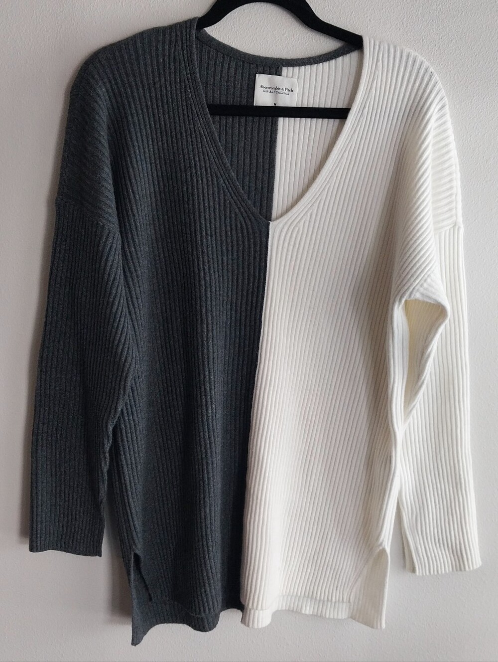 Abercrombie & Fitch Soft A&F Gray & White Ribbed Colorblock Tunic Sweater